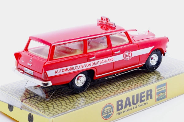 Mercedes Benz Universal 200 rot gallery 31_2nd