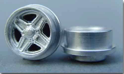Set Alu 4 Speichen Faller Typ B + Reifen 2,2mm