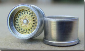 Set BBS 5-Loch gold T-Jet Typ D + Reifen 4,0mm