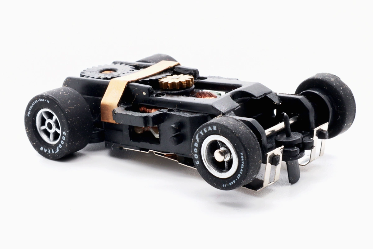 AW X-Traction Chassis Felgen silber/chrom 1/64