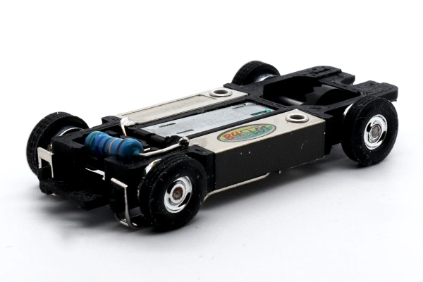 B4Slot UltraLow Chassis UL2-S 1/64 T-Jet gallery