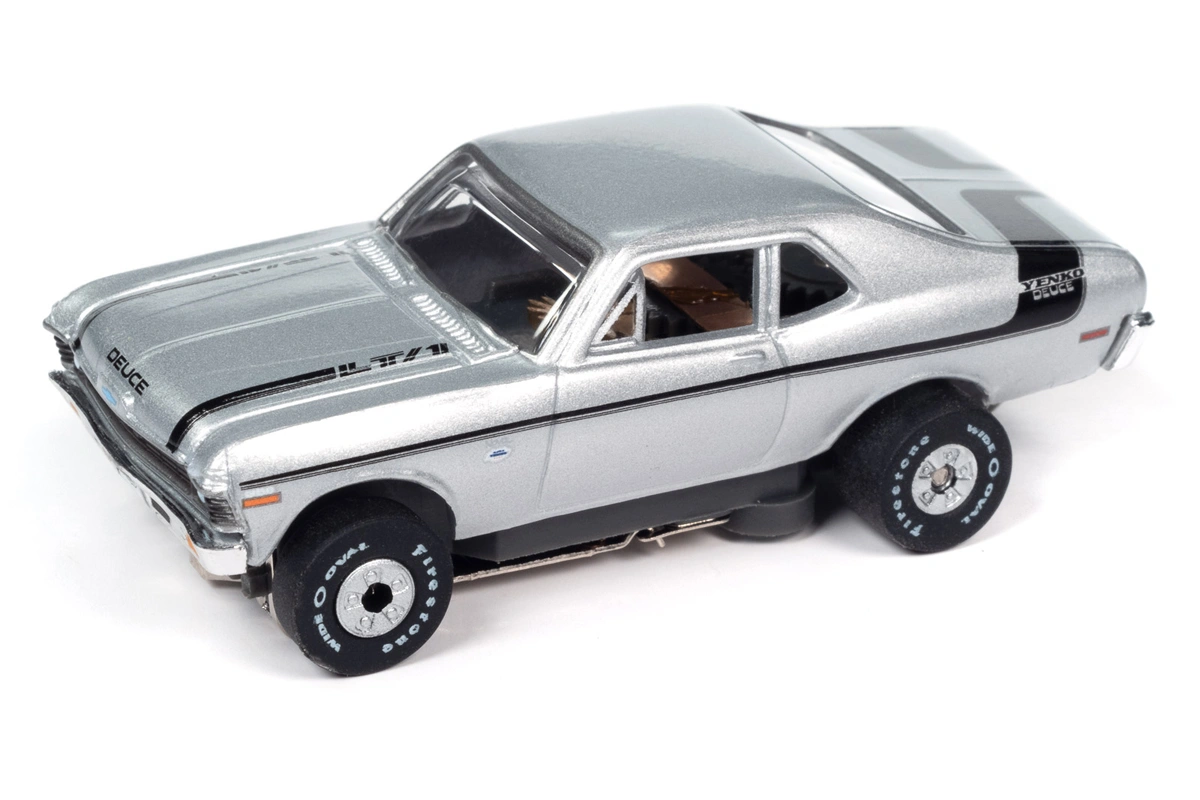 1970 Chevrolet Nova Yenko Deuce silber/schwarz