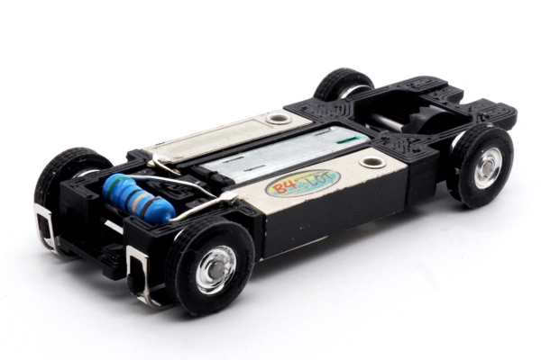B4Slot UltraLow Chassis UL2-L 1/64 T-Jet gallery
