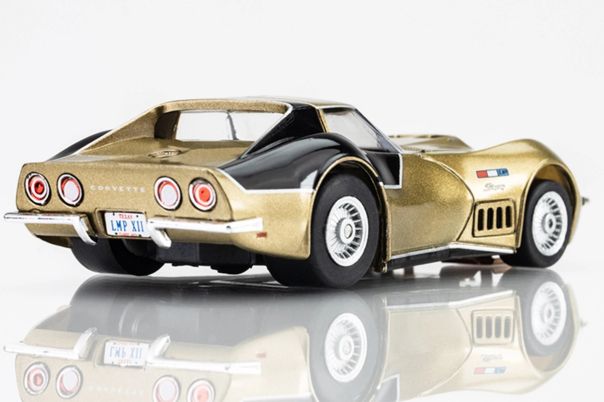 1969 Astrovette LMP-12 gold/schwarz lim.