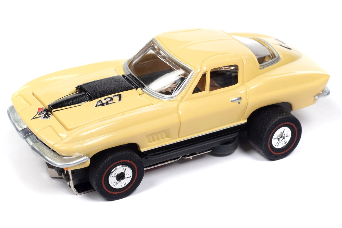 1967 Chevrolet Corvette Coupe sunfire yellow