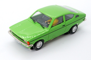 Opel Kadett Coupe C signalgruen