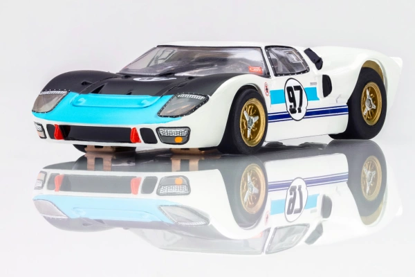 Ford GT40 Mark II #97 weiß gallery 11_2nd