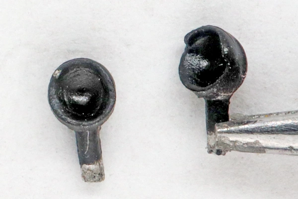 Zusatzscheinwerfer schwarz offen mit Kra gallery