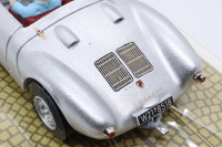 Porsche 550 Spyder silber 4